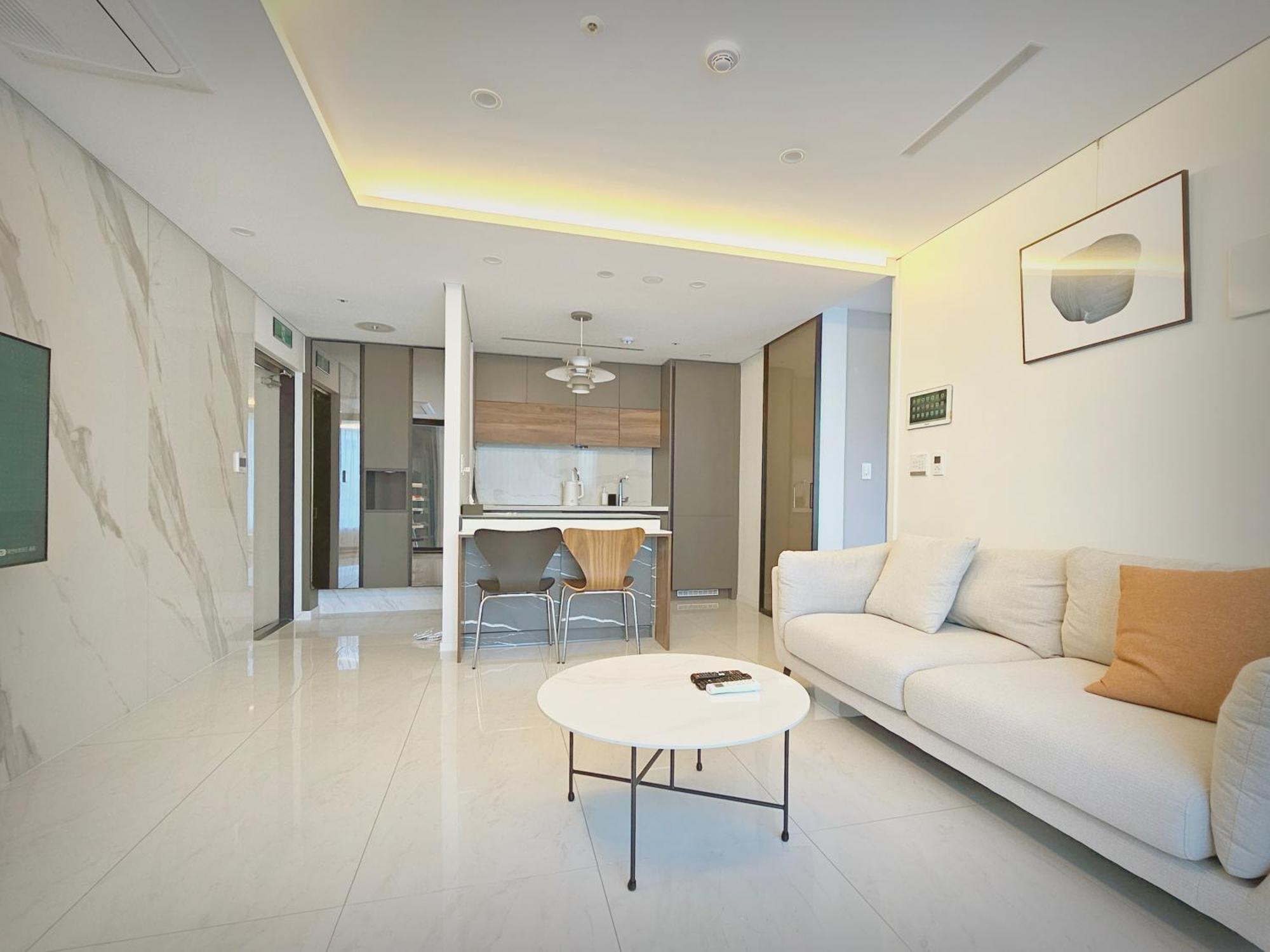 Uh Flat The Seocho Apartment Seoul Bagian luar foto