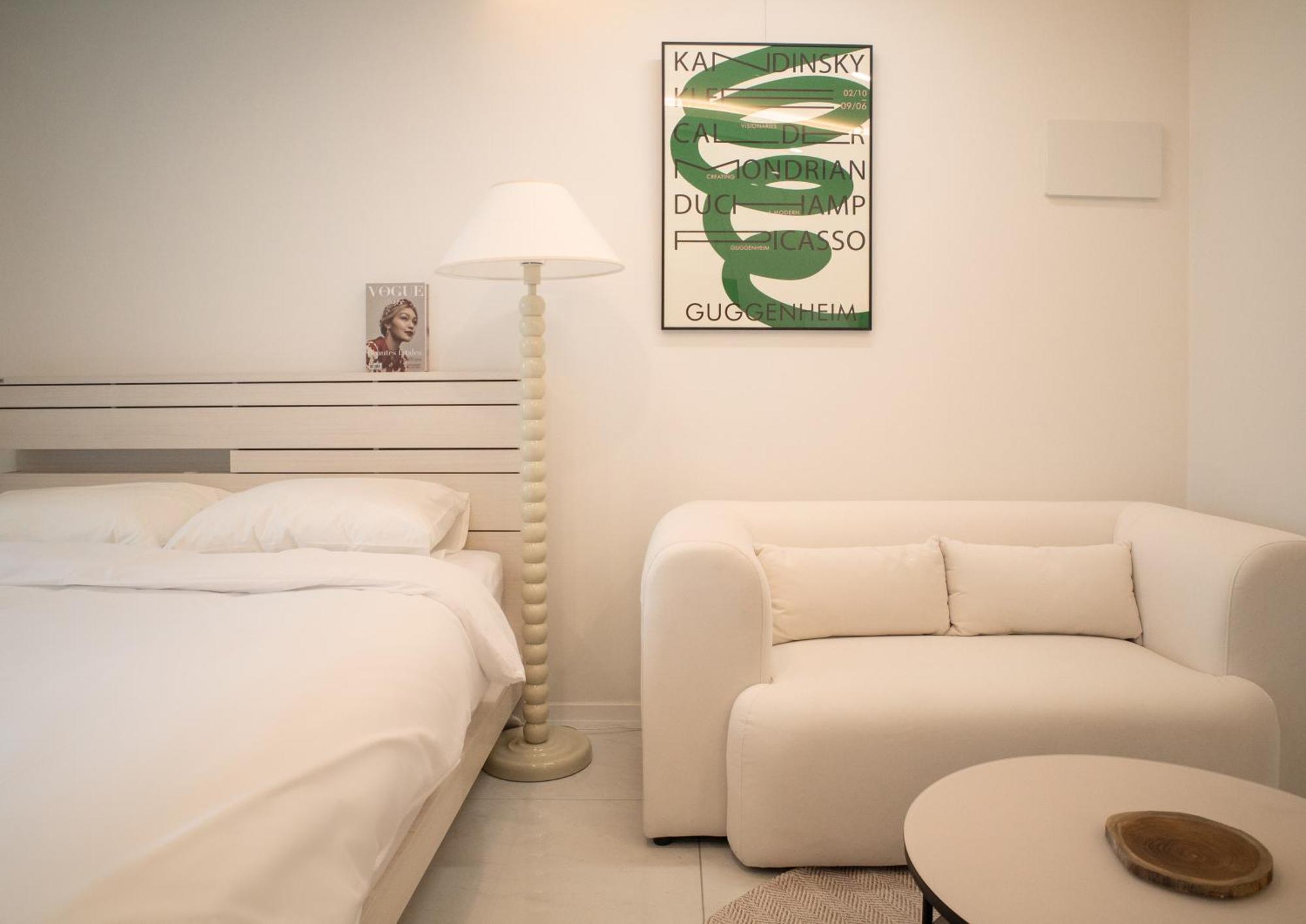Uh Flat The Seocho Apartment Seoul Bagian luar foto