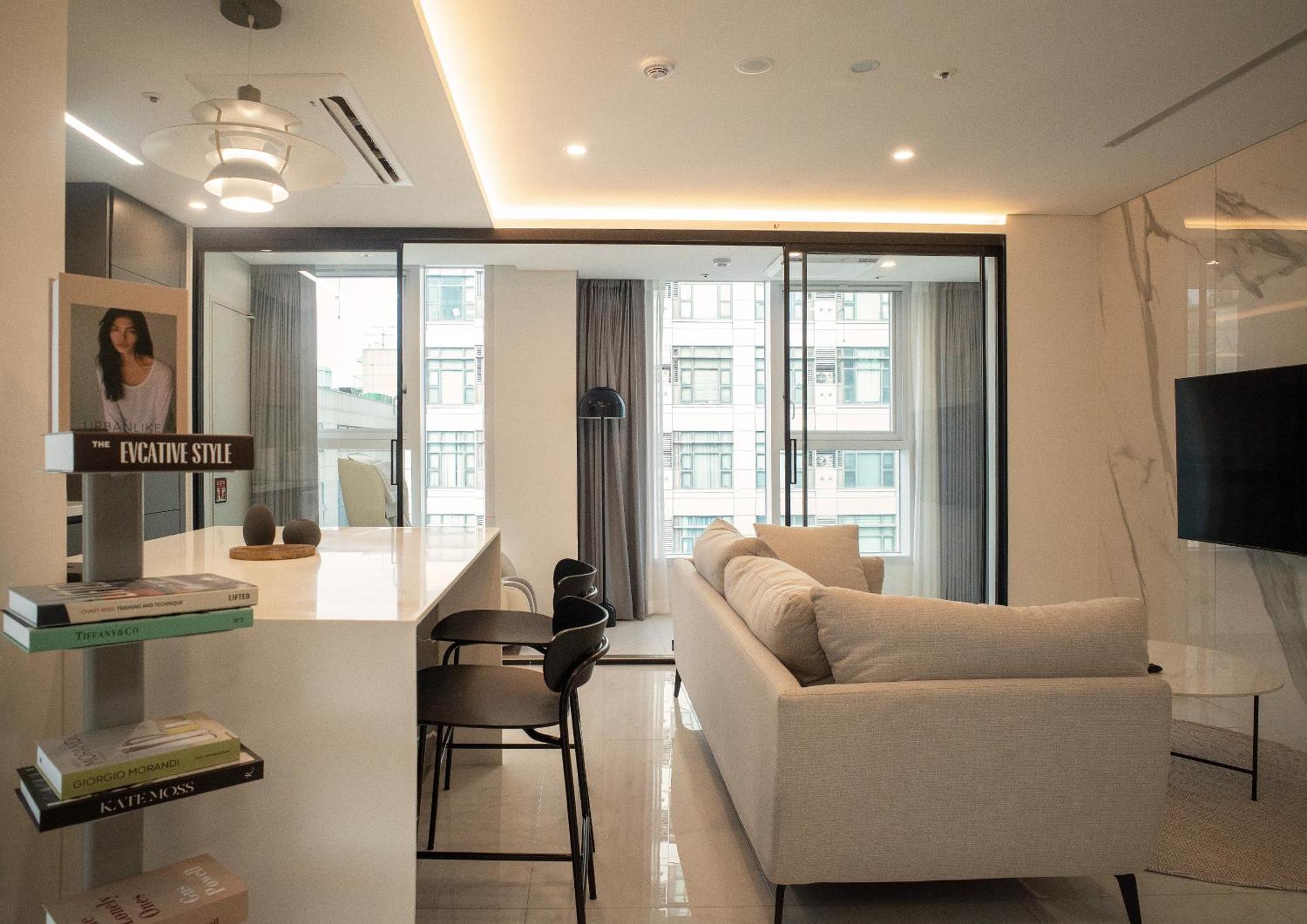 Uh Flat The Seocho Apartment Seoul Bagian luar foto