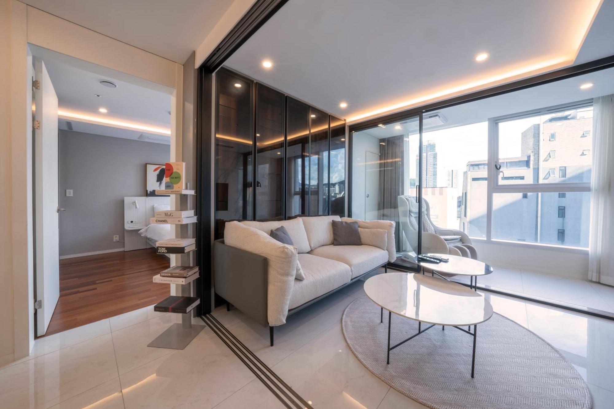 Uh Flat The Seocho Apartment Seoul Bagian luar foto