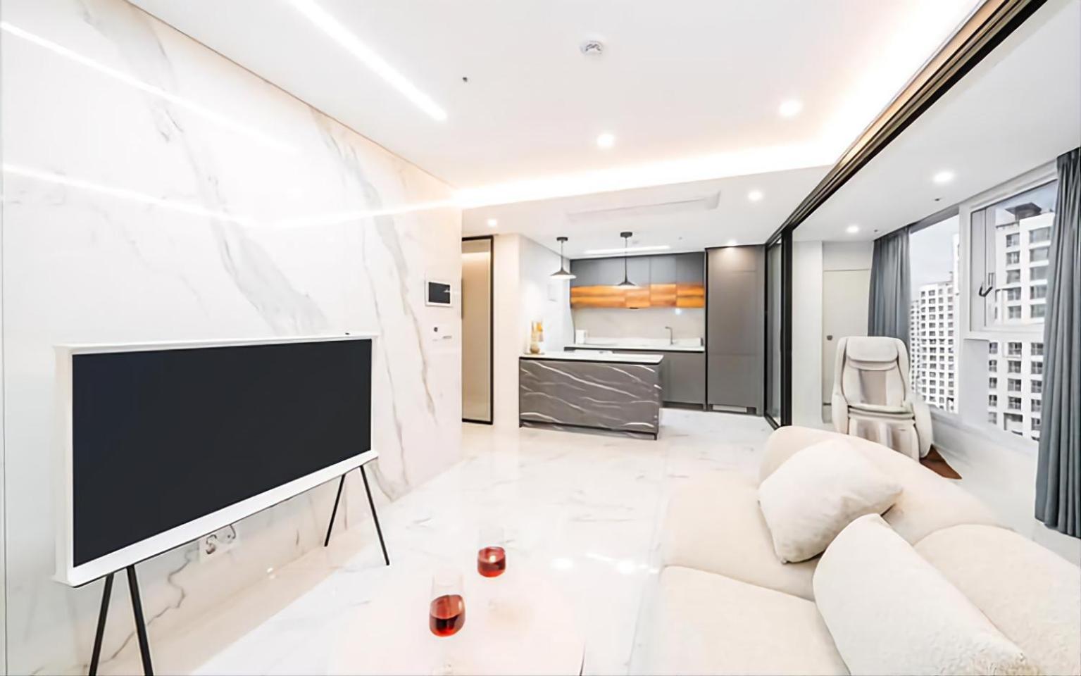 Uh Flat The Seocho Apartment Seoul Bagian luar foto